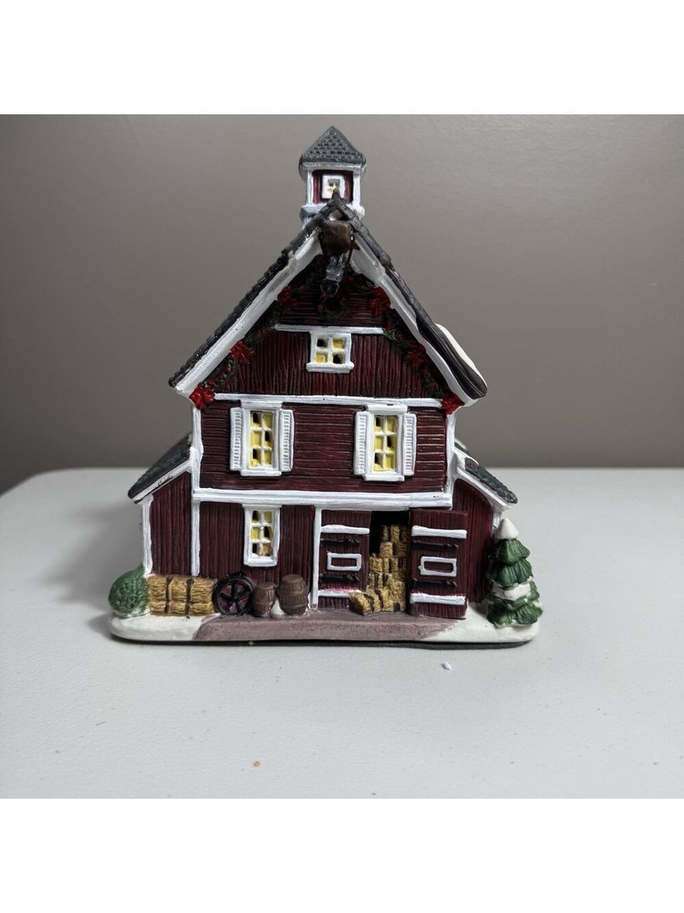 FG Square Horse Barn Lighted Porcelain Building W/ C7 Bulb Cord - Hand Painted!